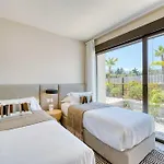 Lejlighed 3001 Velaya Beachfront Luxury *