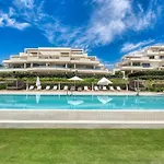 Lejlighed 3001 Velaya Beachfront Luxury