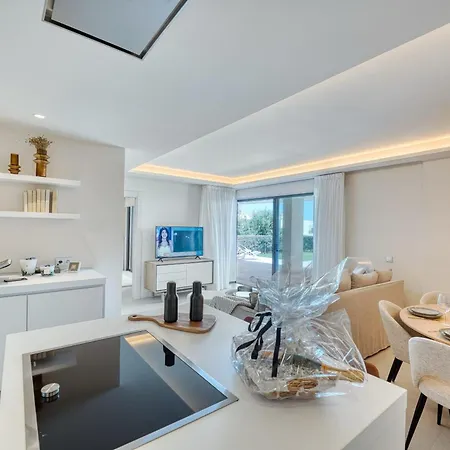 Apartment 3001 Velaya Beachfront Luxury
